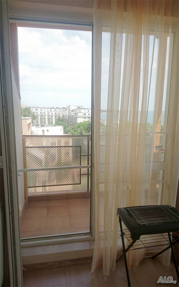 Четиристаен панорамен апартамент!